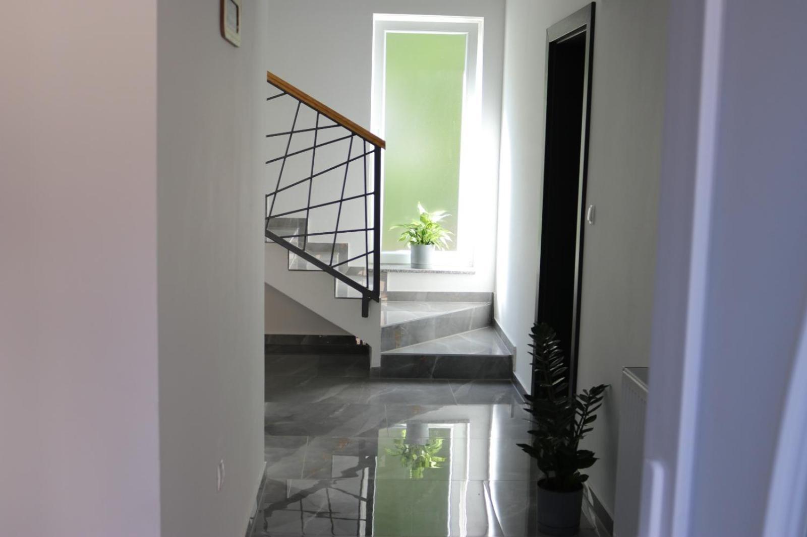 Guest House Neno Ogulin Exteriér fotografie