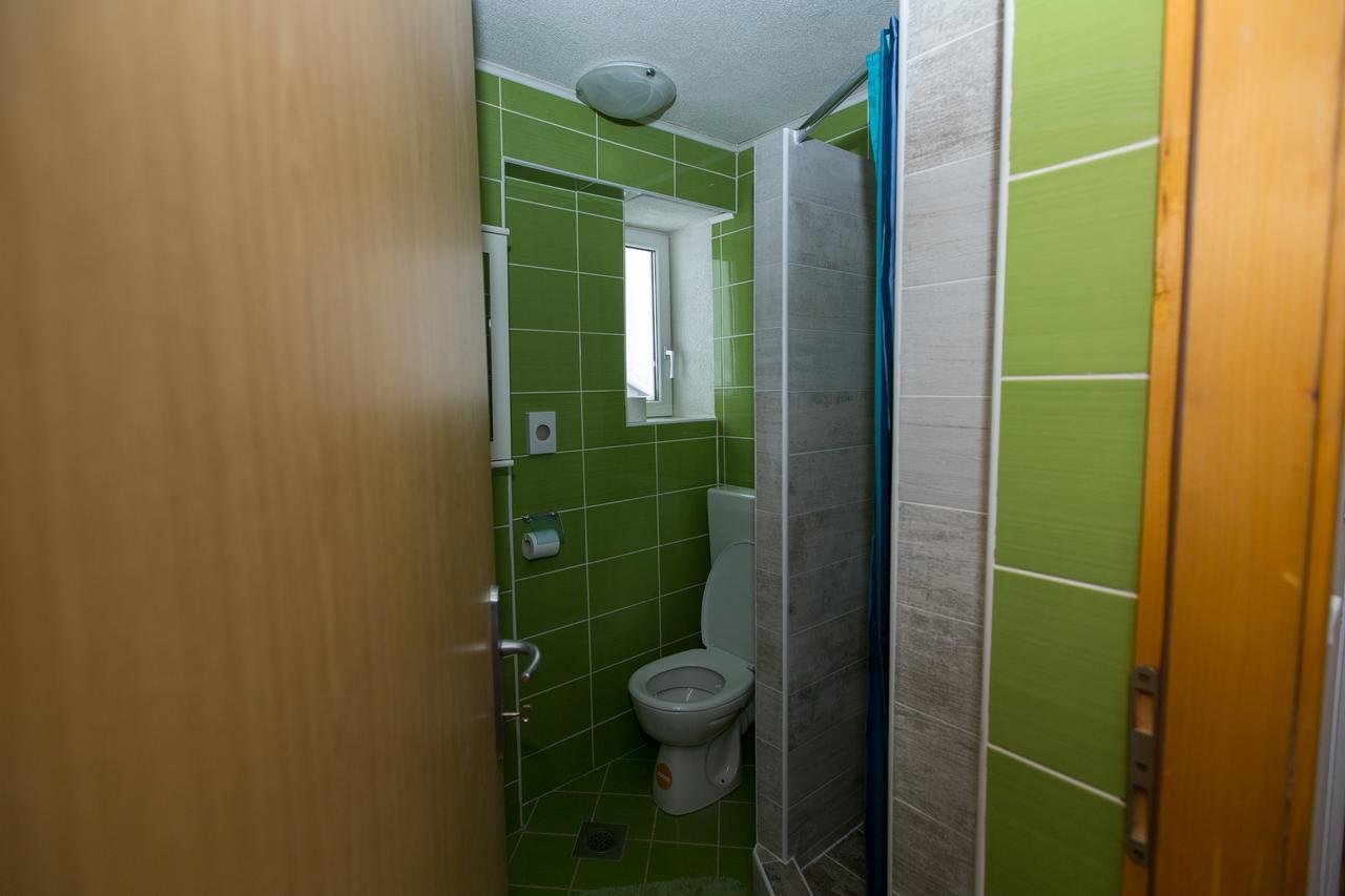 Guest House Neno Ogulin Exteriér fotografie
